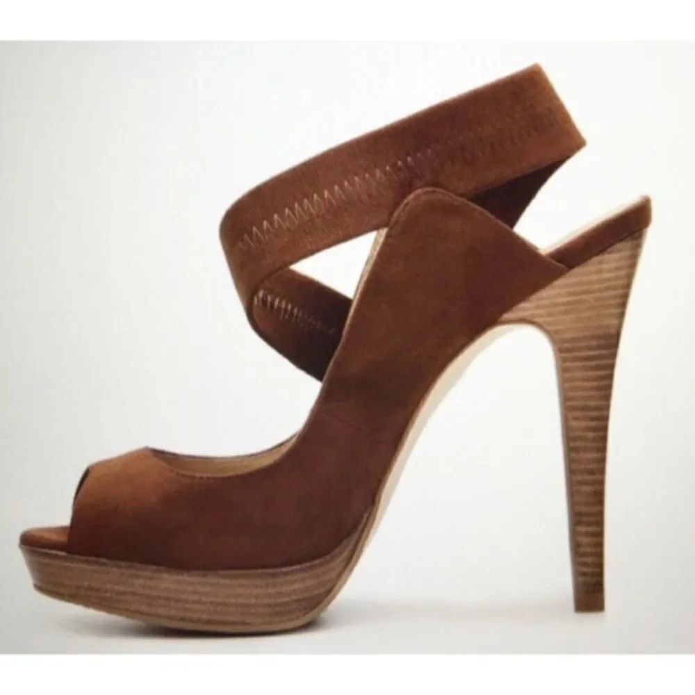 ✨HP✨Levity Ivanna Pump✨ - Picture 3 of 4